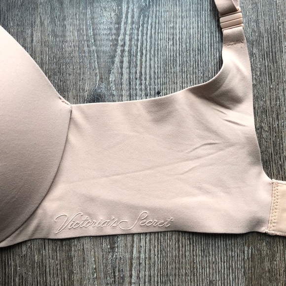 Victoria’s Secret Perfect Shape Light Push-up 32DD - Picture 7 of 8